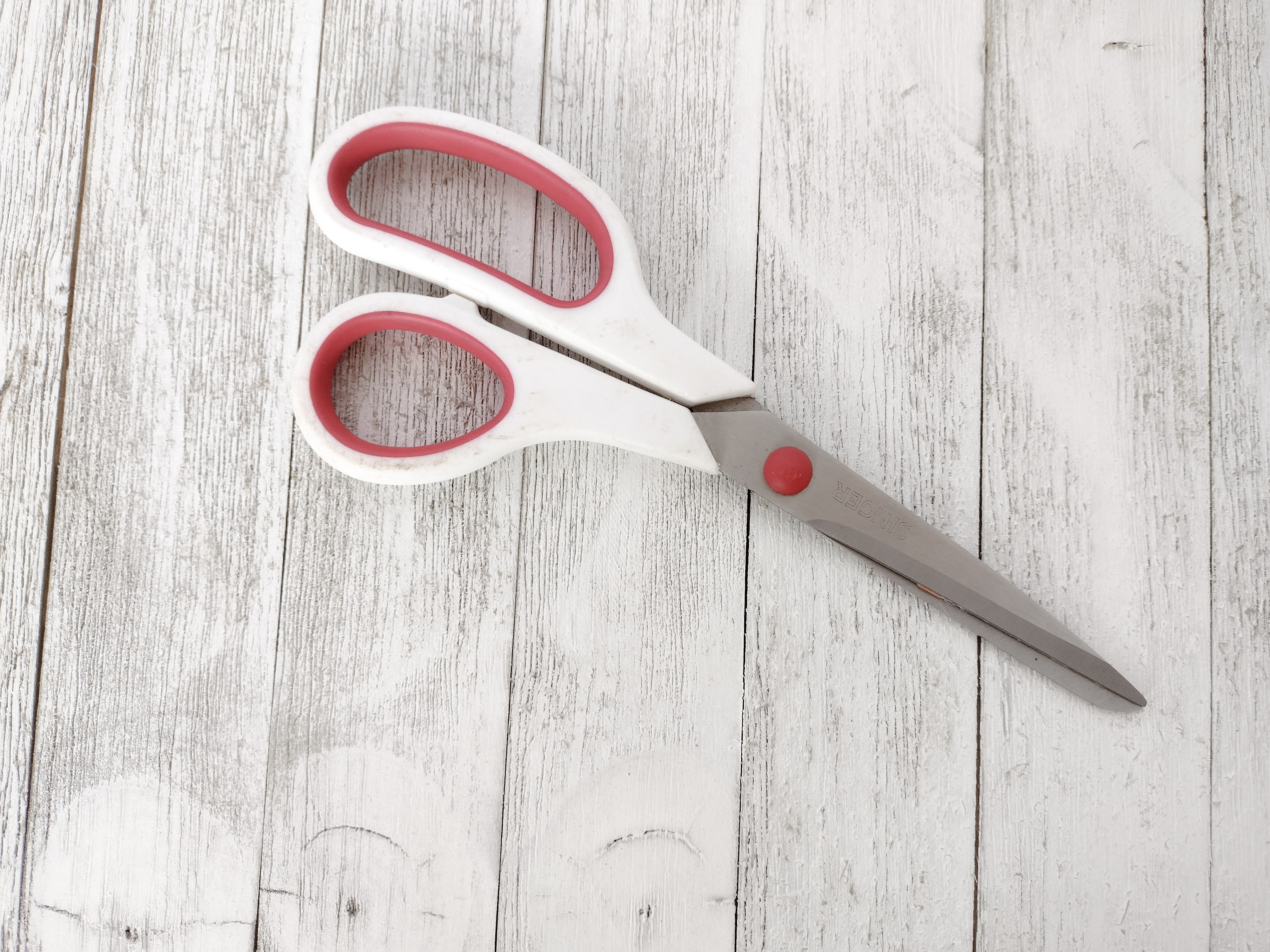 fabric scissors perfect for cutting cotton fabric for embroidering
