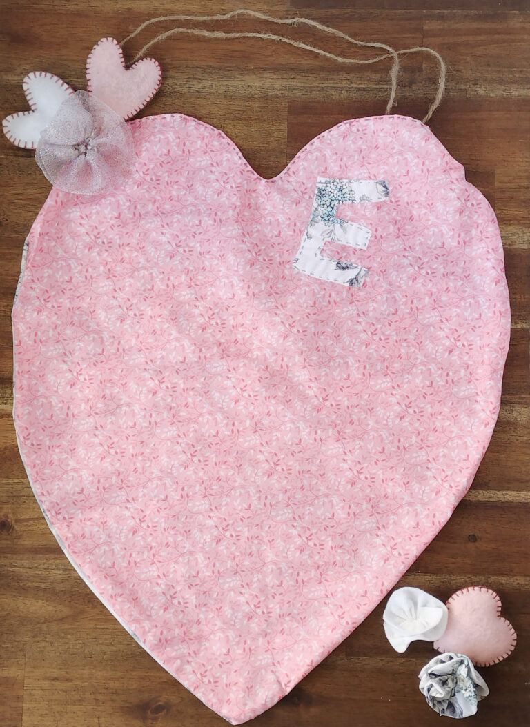 Fun Things To Do On Valentine’s Day: Easy  Heart Pouches